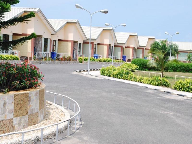 Magbon Whispering Palms Resort מראה חיצוני תמונה