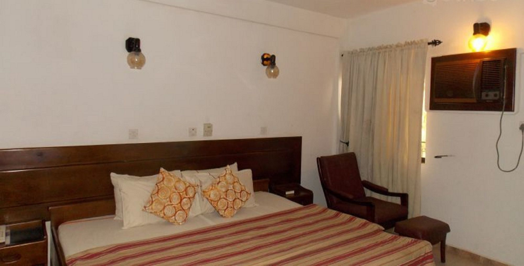 Magbon Whispering Palms Resort מראה חיצוני תמונה